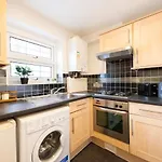 King\'S Cross Cosy Corner Pass The Keys
